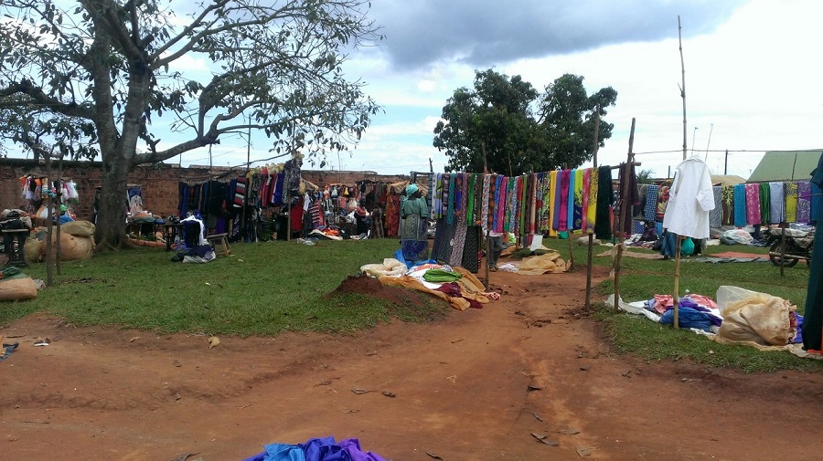 Monday outdoor market in Nkokonjeru