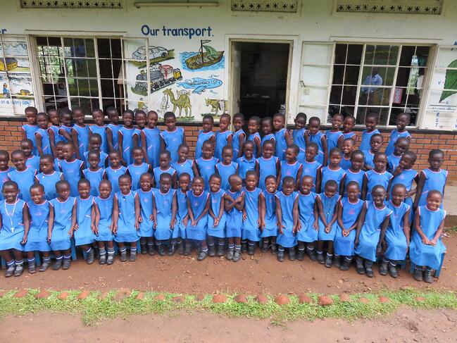 uganda-_class_picture_2.jpg