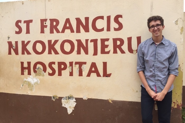 Volunteering in a Local Hospital During My Internship in Uganda